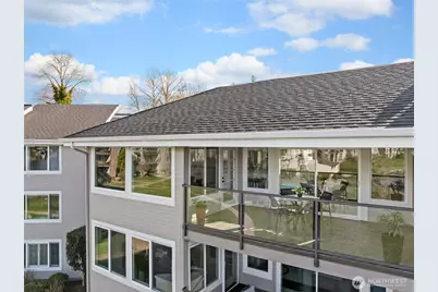 379 101st Avenue SE, Bellevue, WA 98004 - Photo 28