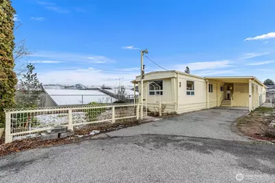 455 9th Street NE #52, East Wenatchee, WA 98802 - Photo 1