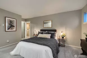 2420 8th Ave N, Seattle, WA 98109 - Photo 18