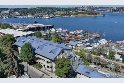 2420 8th Avenue N #201, Seattle, WA 98109 - Photo 34