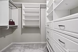 2420 8th Ave N, Seattle, WA 98109 - Photo 20