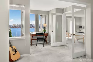 2420 8th Ave N, Seattle, WA 98109 - Photo 14