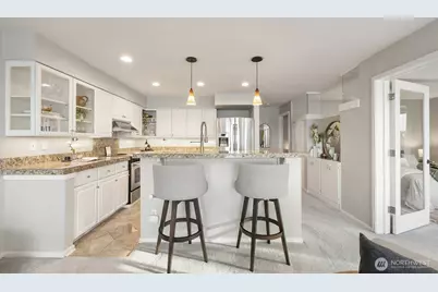 2420 8th Avenue N #201, Seattle, WA 98109 - Photo 12