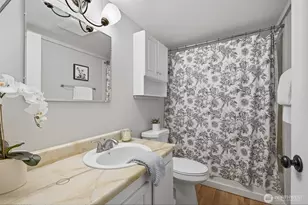 9416 1st Ave NE, Seattle, WA 98115 - Photo 20