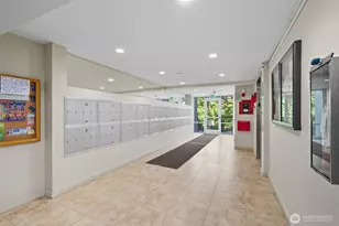 9416 1st Ave NE, Seattle, WA 98115 - Photo 18