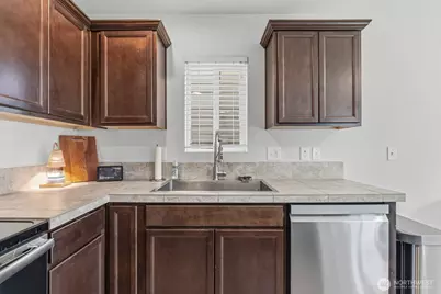 2428 Fiddleback Street NE, Lacey, WA 98516 - Photo 10