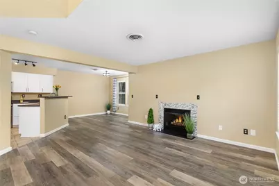 17200 SE 26th Drive #Q-59, Vancouver, WA 98683 - Photo 2