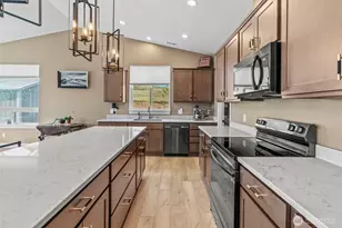 311 Olequa Heights Rd, Castle Rock, WA 98611 - Photo 8