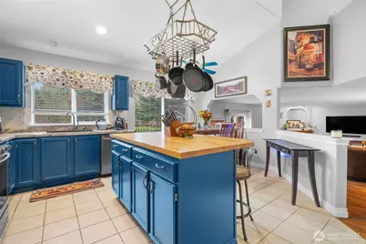 10613 225th Avenue E, Buckley, WA 98321 - Photo 8