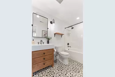 10411 NE 112th Street, Kirkland, WA 98033 - Photo 26