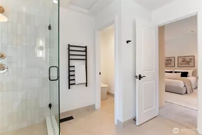 10411 NE 112th Street, Kirkland, WA 98033 - Photo 24