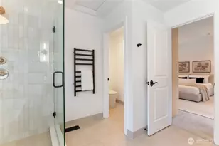 10411 NE 112th St, Kirkland, WA 98033 - Photo 24