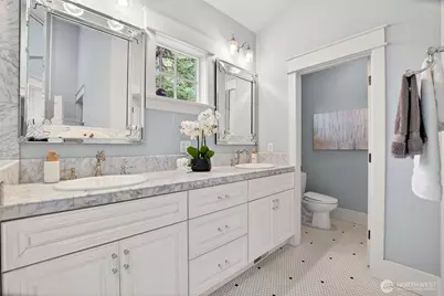 12406 68th Avenue NE, Kirkland, WA 98034 - Photo 22