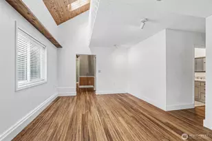 133 W Beacon Hill Dr, Longview, WA 98632 - Photo 12