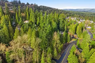 133 W Beacon Hill Dr, Longview, WA 98632 - Photo 10