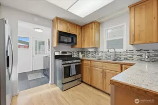 2005 McDougall Ave, Everett, WA 98201 - Photo 12