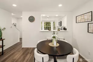 10215 NE 129th Ln, Kirkland, WA 98034 - Photo 10