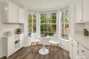 10215 NE 129th Ln, Kirkland, WA 98034 - Photo 18