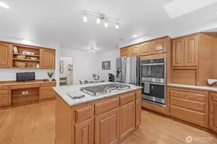 185 Belmont Pl, Camano Island, WA 98282 - Photo 10