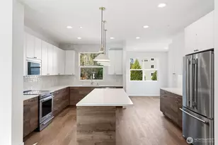 728 Newport Way NW, Issaquah, WA 98027 - Photo 6