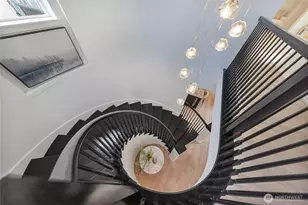 1314 Pine Crest Cir NE, Issaquah, WA 98029 - Photo 4