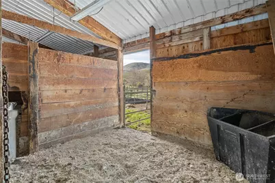 1260 Burbank Creek Road, Yakima, WA 98901 - Photo 28