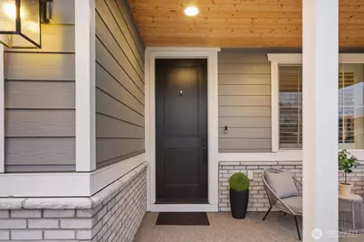 311 Hogan Drive, Enumclaw, WA 98022 - Photo 2