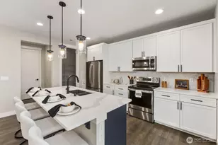 311 Hogan Dr, Enumclaw, WA 98022 - Photo 10