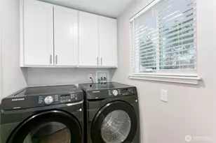 516 1/2 11th St NW, Puyallup, WA 98371 - Photo 10