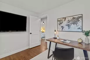 915 Monroe Ave NE, Renton, WA 98056 - Photo 26