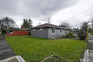 804 7th Ave NW, Puyallup, WA 98371 - Photo 2