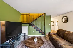 111 NW Columbia Dr, Oak Harbor, WA 98277 - Photo 6