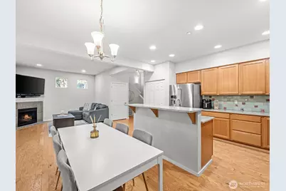 20734 76th Avenue W #D, Edmonds, WA 98026 - Photo 10