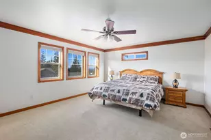 18529 Hawksview Dr, Arlington, WA 98223 - Photo 22