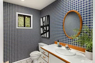 10700 NE Broomgerrie Rd, Bainbridge Island, WA 98110 - Photo 30