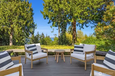 10700 NE Broomgerrie Road, Bainbridge Island, WA 98110 - Photo 10