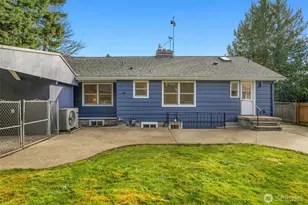 10723 Densmore Ave N, Seattle, WA 98133 - Photo 36