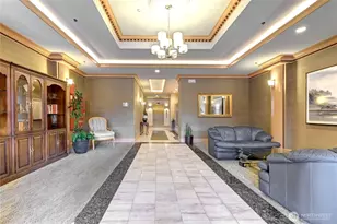 11011 NE 12th St, Bellevue, WA 98004 - Photo 24