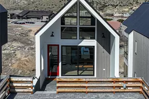 1418 Cottage Ln, Chelan, WA 98816 - Photo 2