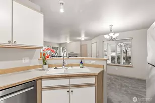 9210 Market Pl, Lake Stevens, WA 98258 - Photo 6