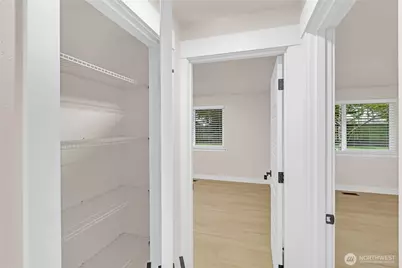 11705 Tomahawk Road SW, Lakewood, WA 98499 - Photo 32