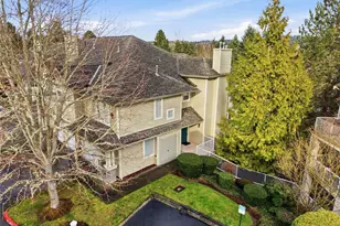 2046 Newport Way NW, Issaquah, WA 98027 - Photo 24