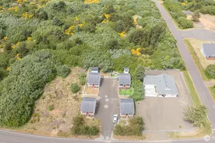 440 Marine View Dr SW, Ocean Shores, WA 98569 - Photo 28