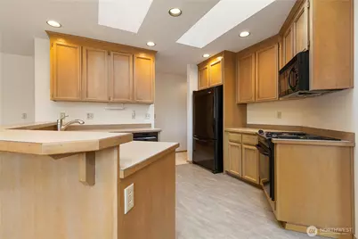 8523 199th Place SW, Edmonds, WA 98026 - Photo 14