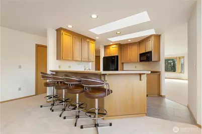 8523 199th Place SW, Edmonds, WA 98026 - Photo 18