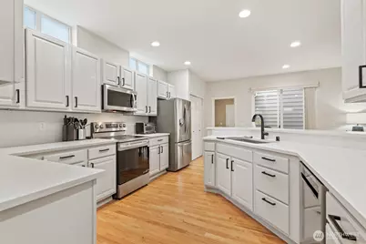 7301 Thompson Avenue SE, Snoqualmie, WA 98065 - Photo 12