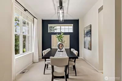 7301 Thompson Avenue SE, Snoqualmie, WA 98065 - Photo 10