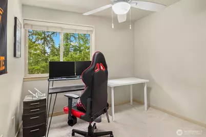 8248 126th Avenue NE #C-305, Kirkland, WA 98033 - Photo 12