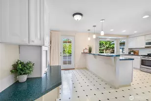 9903 Marine Dr, Marysville, WA 98271 - Photo 10