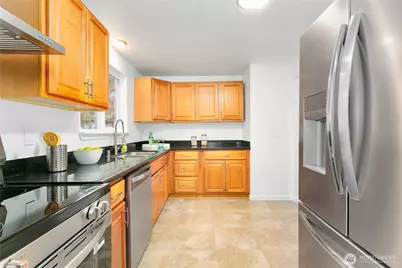 18618 8th Avenue Ct E, Spanaway, WA 98387 - Photo 10